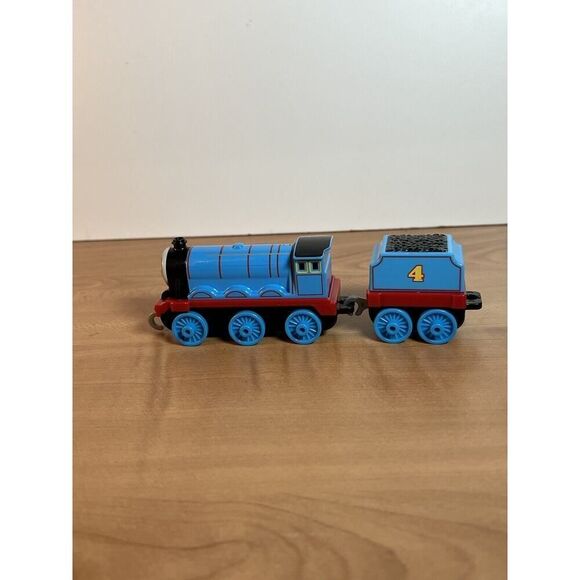 Thomas The Train Friends Push Along Gordon Engine & Tender 2018 Gullane - Picture 6 of 9